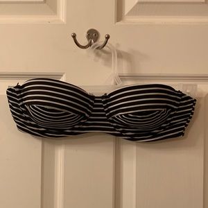 NEW Cute Black & White Halter Underwire Bikini Top